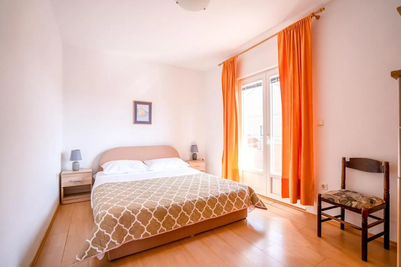 Apartments Valentin Privlaka  Privlaka (Zadar)